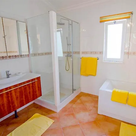 Villa Ferrarias Sleeps 9 With Pool Air Con And Wifi